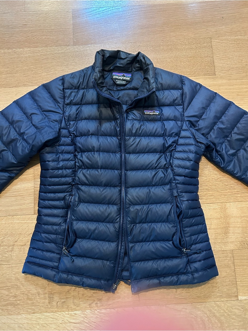 Patagonia Women’s Navy Down Sweater Jacket (size small, no flaws)